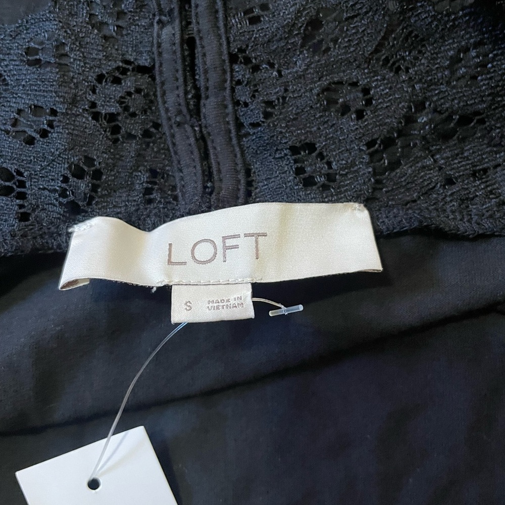 NWT LOFT Simple Little Black Dress With Lace Detail Sz S - Picture 6 of 7